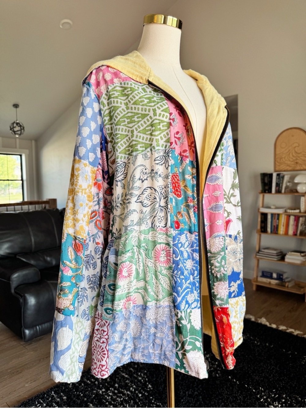 One Size Gardenbelle 100% Organic Cotton Sunshine Granny Patch Zip Hoodie EUC